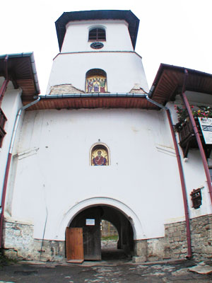 Moldavia: Agapia Monastery